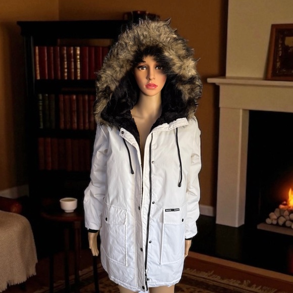 Faux Fur Mid-Length Hooded Parka with Large Pockets. NWT - Picture 1 of 14